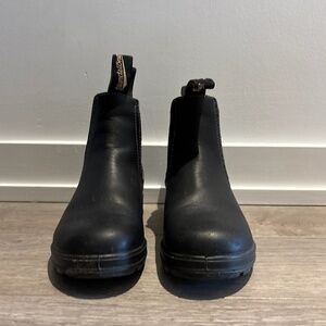BLUNDSTONE CLASSIC 558 SIZE 5